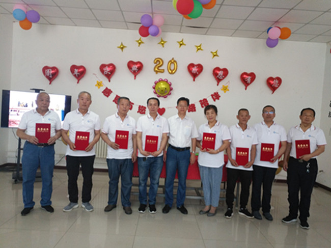 <a href='news_product.aspx?c_id=421&n_id=755' class='txt' target='_blank'>(ni)ɹŲ˼_(d)Ƽ޹˾20...